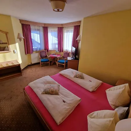 Ferienhotel Lindenhof-3