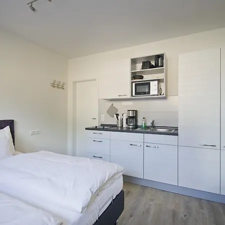 Appartements Am Kurpark-3