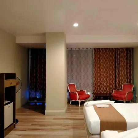 Skyland Garden Hotel And Resort-3