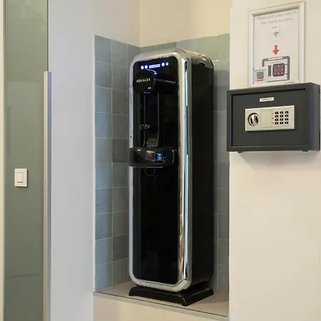 B-Aparthotel Grand Place-3