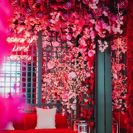 Virgin Hotels New Orleans-3