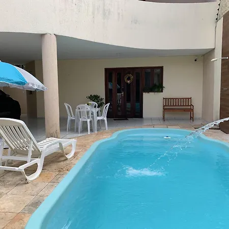 Casa 3 suítes com piscina-3
