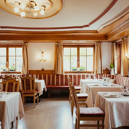 Hotel Alpenrose-3