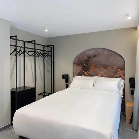 Mauro Suites-3