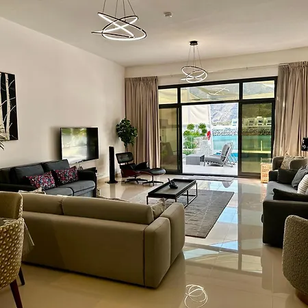 Al Dana Sea View Villa-3