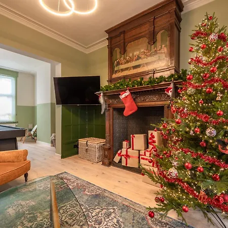 Villa Cezar - Big House At The Center Of Bruges - Free Parking-2