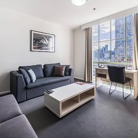 Oaks Sydney Goldsbrough Suites-3