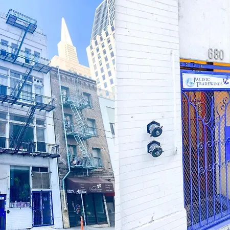 Ith San Francisco Pacific Tradewinds Backpacker Hostel-2