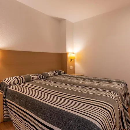Almirall Apartaments-3