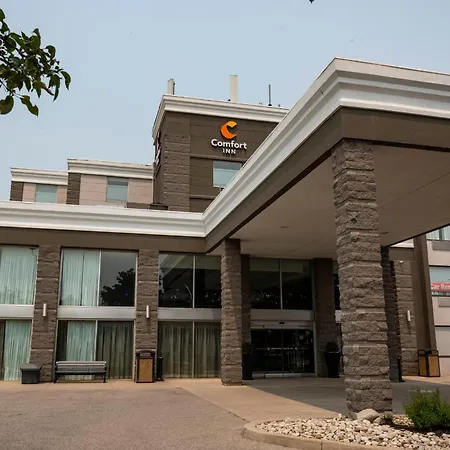 Comfort Inn & Conference Centre Toronto Airport-3