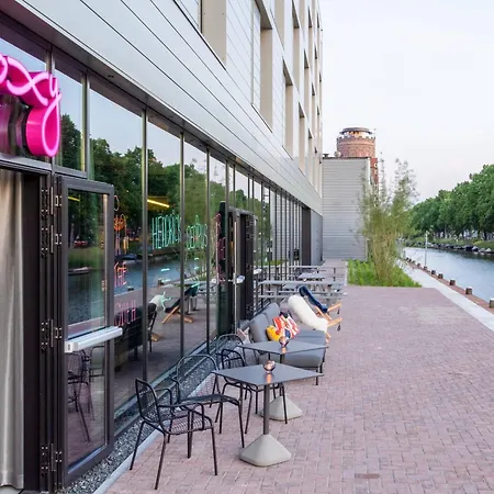 Moxy Utrecht-3