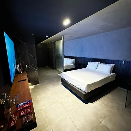 All In Motel-2