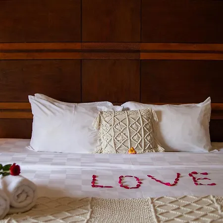 Awatara Boutique Resort Ubud-2