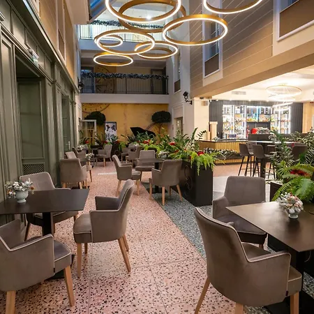 Atlas Hotel-2