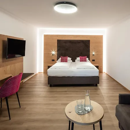Hotel Blitzburg-2