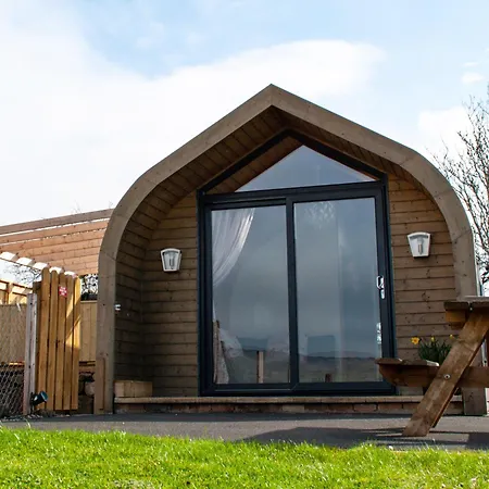 Carntogher Cabins-3