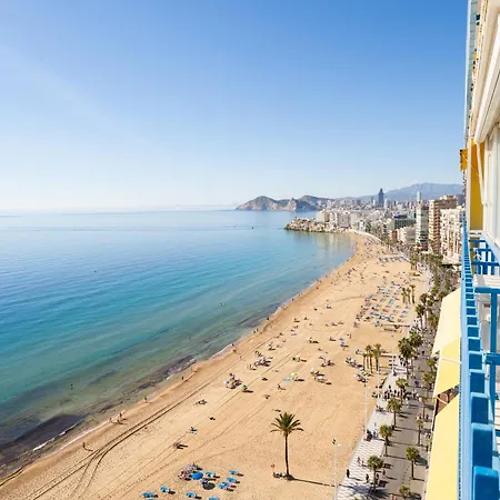 Primera línea playa levante Benidorm-3