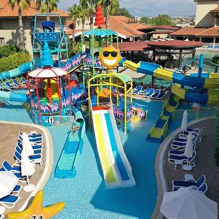 Club Grand Aqua-3