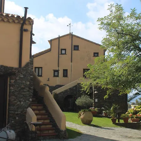 Il Borgo Della Marinella-3