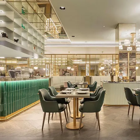 The Emerald House Lisbon - Curio Collection By Hilton-2