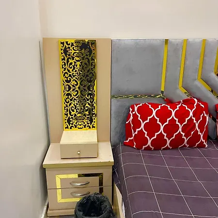 Gulshan Guest House Gulberg Town-2
