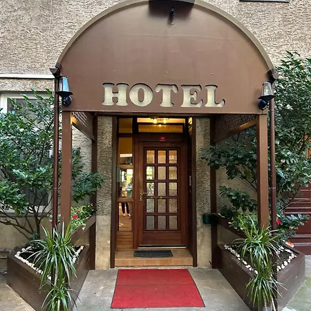 Hotel Adam-3