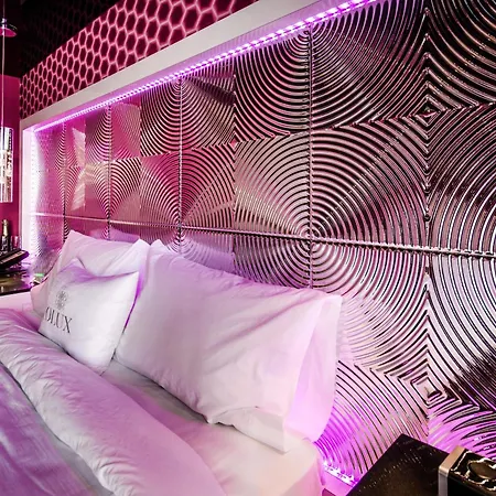 Olux Hotel-Motel-Suites-3