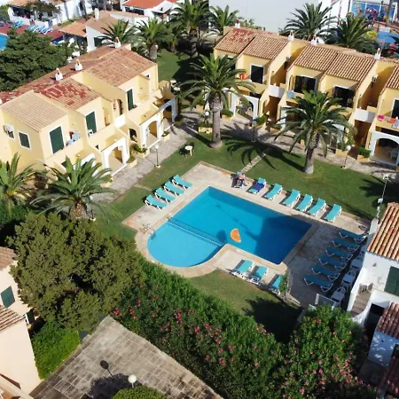 Apartamentos Costa Menorca-3