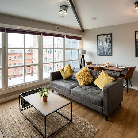 High Street Town House-3