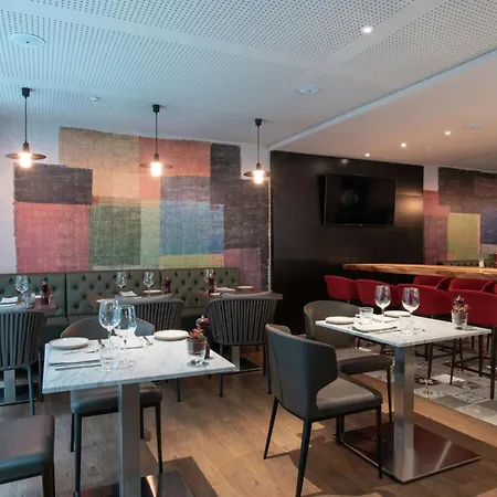 Soro Montevideo, Curio Collection By Hilton-2