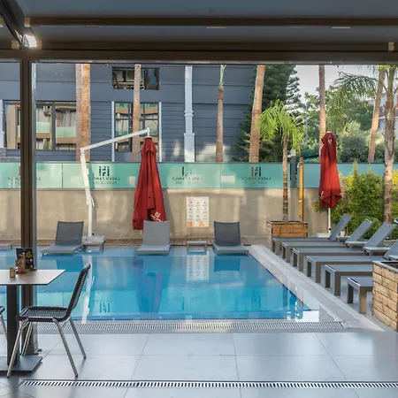 Laren Family Hotel & Spa - Boutique Class-2