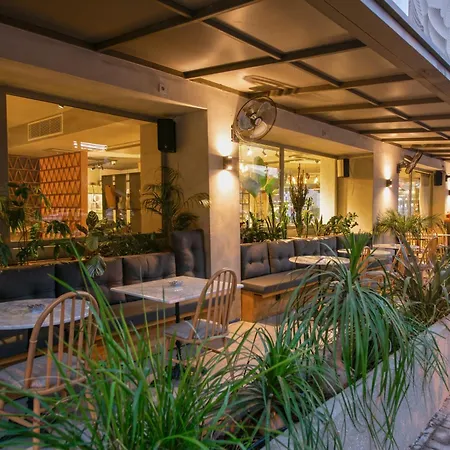 Bueyuek Hotel (Adults Only)-2