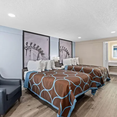 Super 8 By Wyndham Kissimmee-Orlando-2
