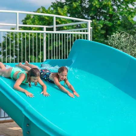 Village & Glamping Riva Blu-2