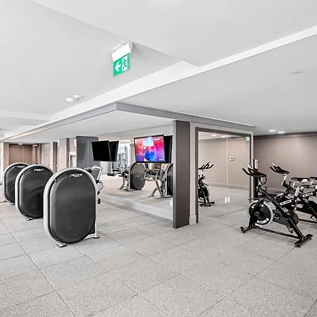 Yorkville Plaza Suites-2