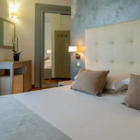 Hotel Gabriella-3