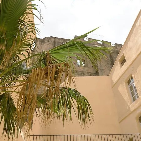 La Maison des Lamanon-2