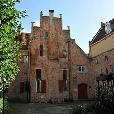 Stadslogement Bij de Sassenpoort-2