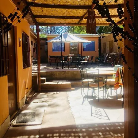 Hostal Intipara-3