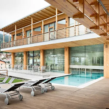Corona Dolomites Hotel-3