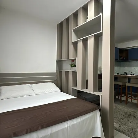 Studio Batel com ótima localização-2