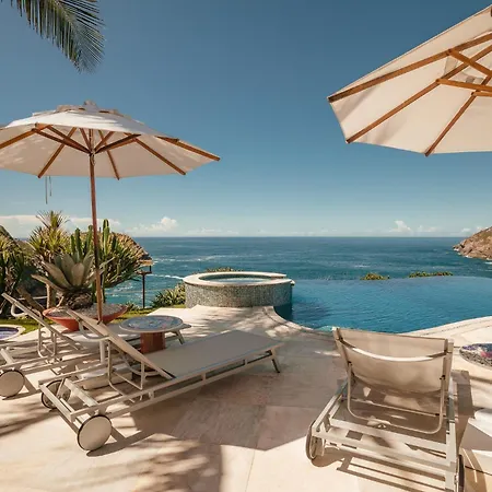 Cliffside Luxury Inn-2