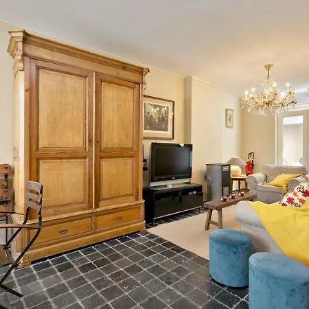 Casiola - Charming Town House In Historic Center Of Bruges-3