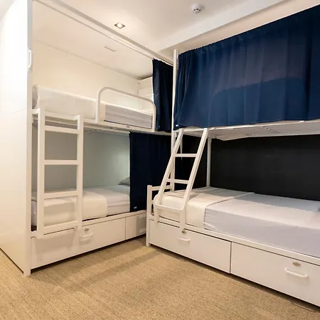 Malaga Stop Hostel Ab-3