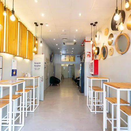 Malaga Stop Hostel Ab-2