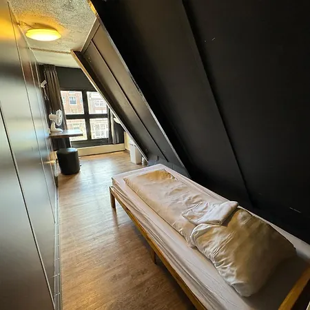 Hostel Utopia-3