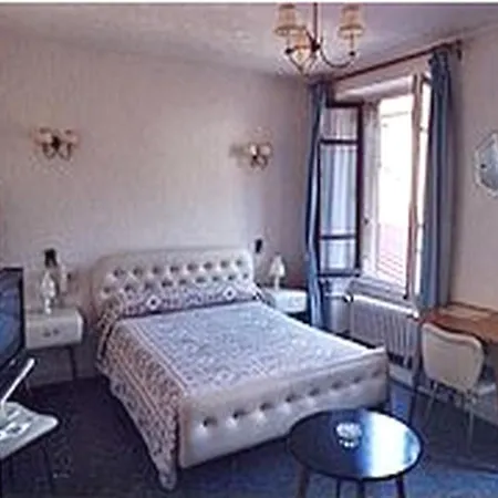 Hotel De Paris-3