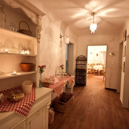 Hotel Barbarossa Garni-2