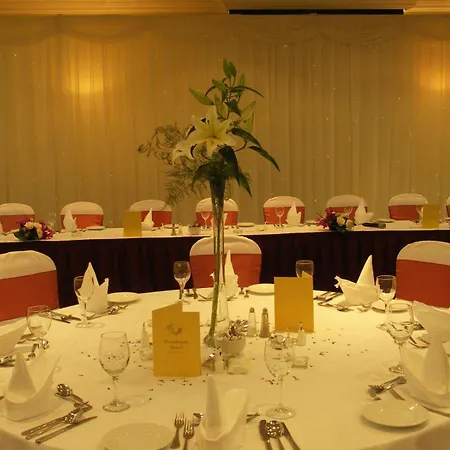 Woodlands Hotel & Leisure Centre-3