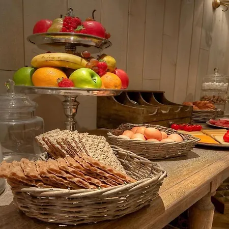 Hotel Cluny Square-3